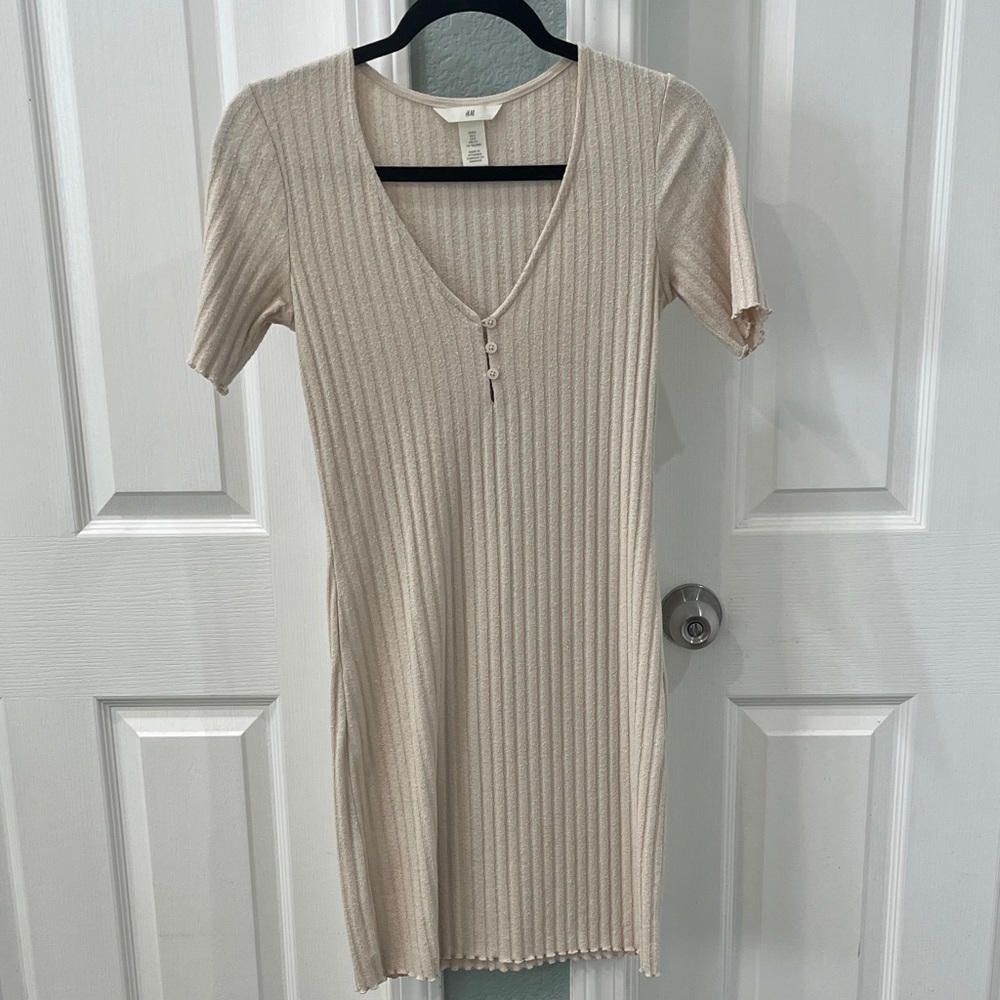 H&M Ribbed V-Neck Short Sleeve Dress - Beige